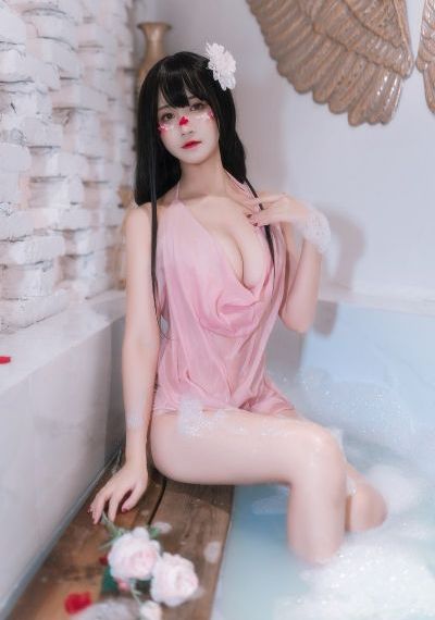 扒开腿挺进湿润的花苞_HD电影在线看