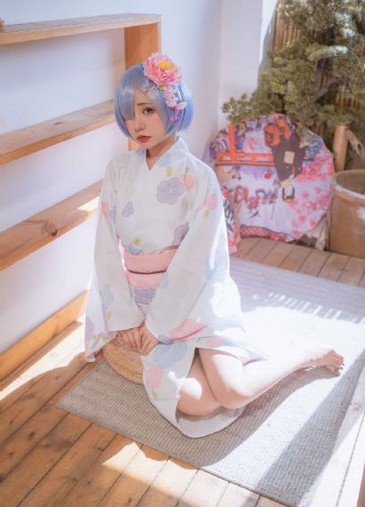 中字幕久久久人妻熟女_4K高清电影在线
