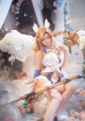 美女无码多人magnet_BD英语高清视频观看